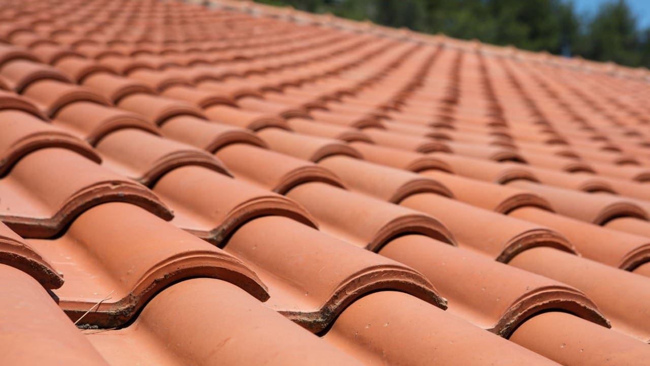 how long does a tile roof last in florida